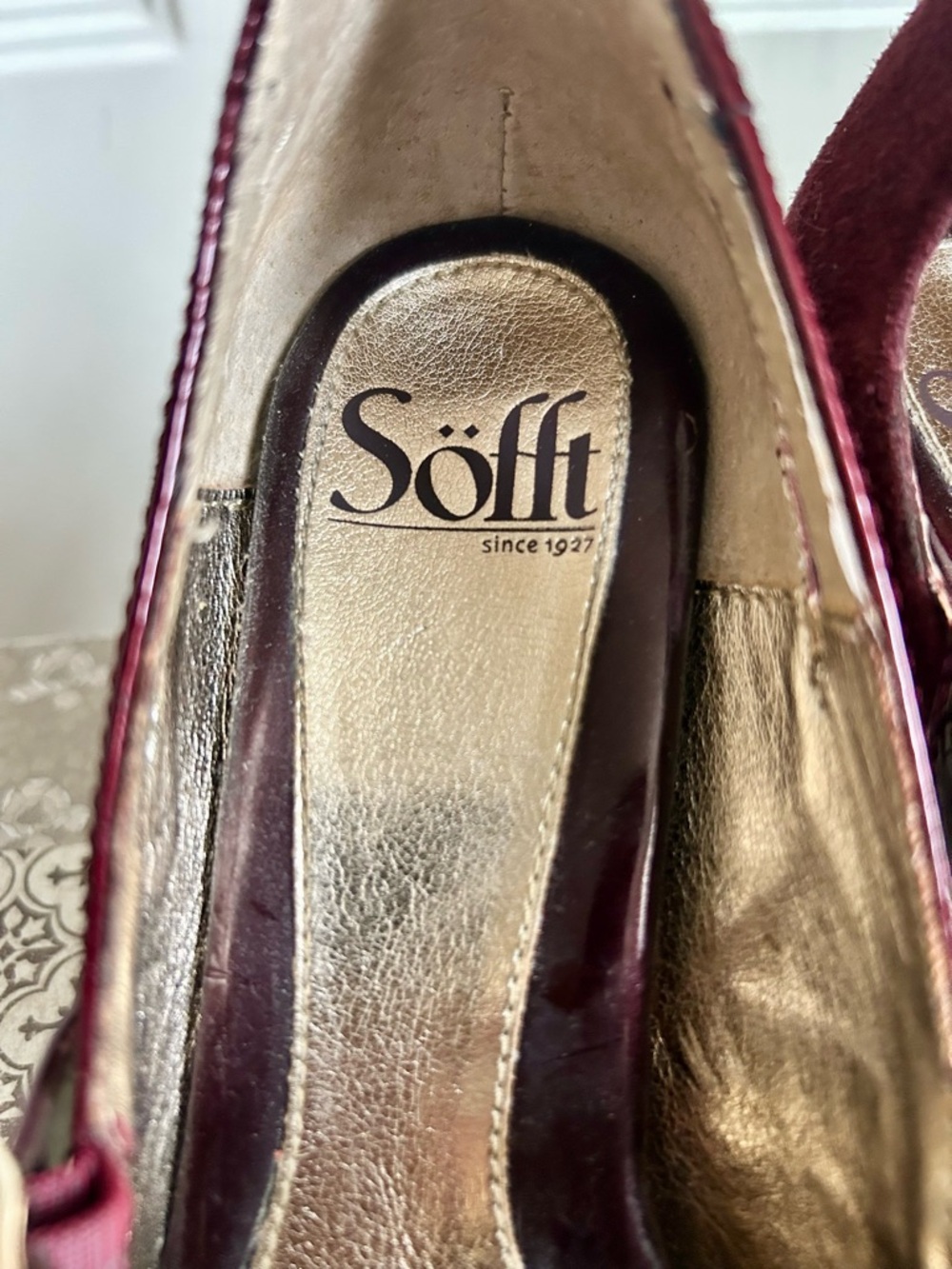 Söfft Burgundy Patent Leather Mary Jane Heels Peep Toe Pumps Size 7.5 - Picture 5 of 7